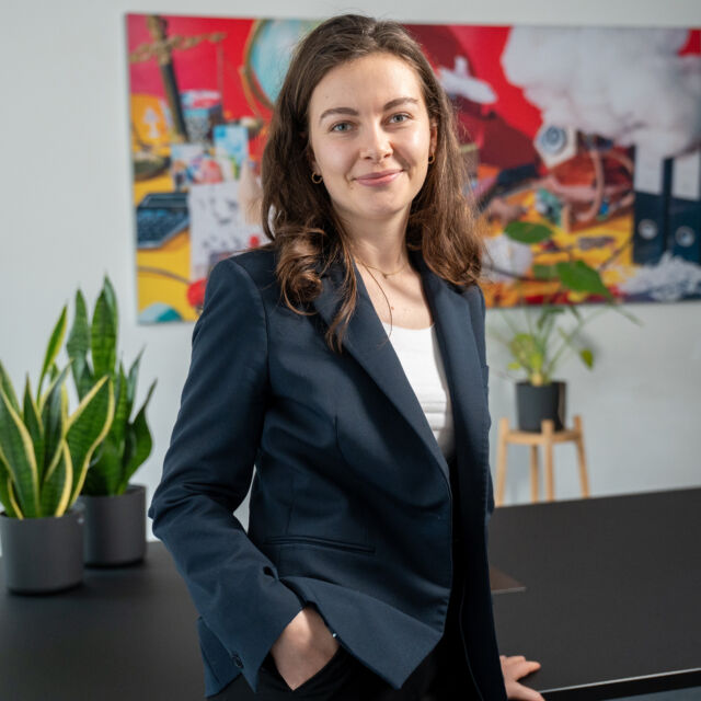 Fabienne Auerbach Square Web